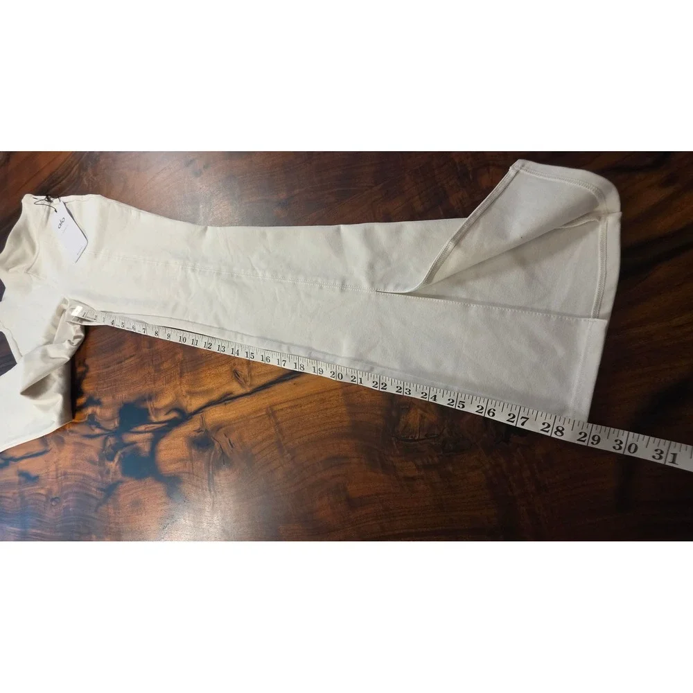 Alo Yoga Airbrush High-Waist Flutter Split Flare Streetwear Y2K Atheleisure